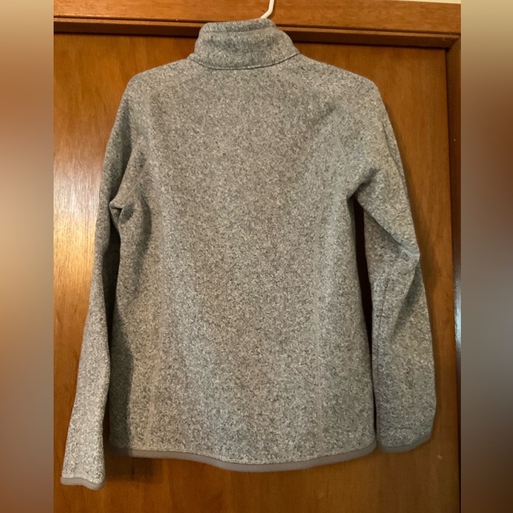 Patagonia Women’s Heather Gray Quarter-Zip Fleece Size Medium - Picture 2 of 9